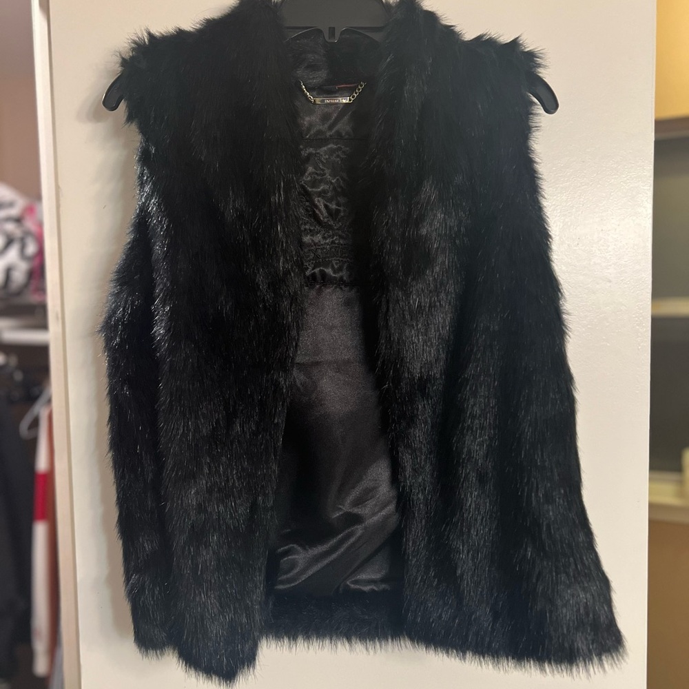 Express faux fur vest